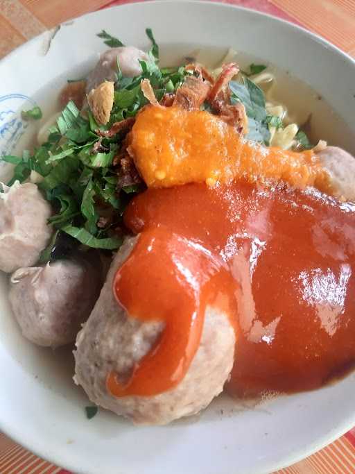 Bakso & Mie Ayam Idola Solo 10