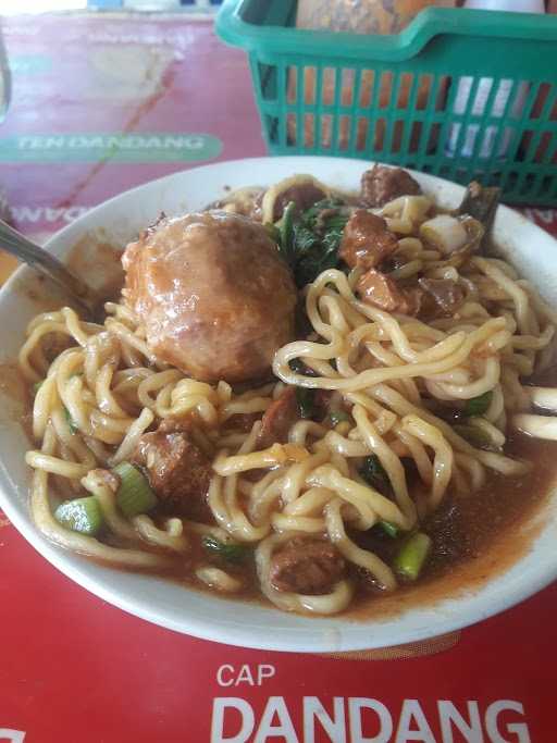 Bakso & Mie Ayam Idola Solo 4