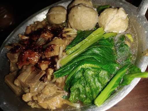 Mie Ayam Wajan & Bakso 9