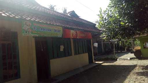 Warung Salak Bu Samiyah 5