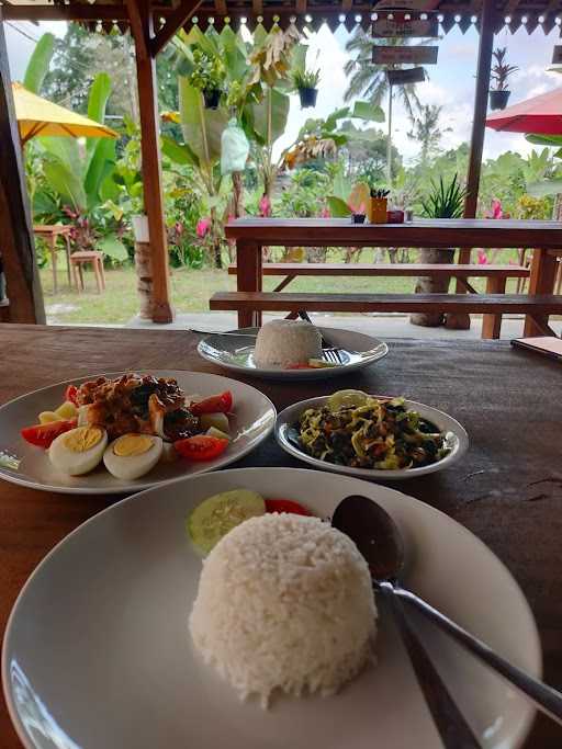 The Komoh Restaurant Bali 8