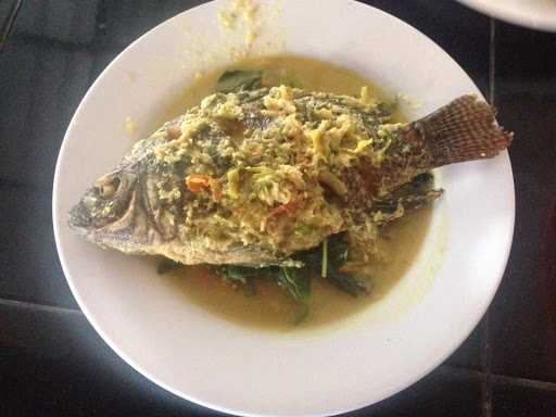 Warung Makan Merta Sari Bu Sri (Spesial Ayam Popok & Jair Nyat) 3