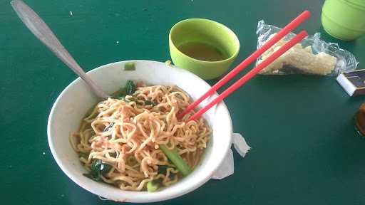 Mie Ayam Bakso Pak Mino 6