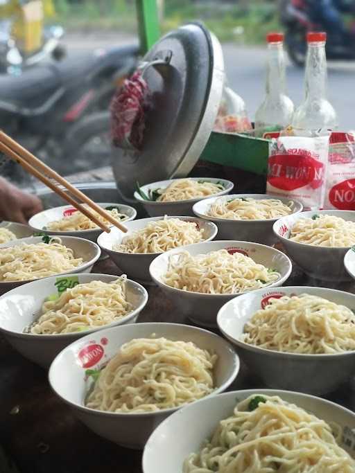 Mie Ayam Pak Khasan Kendalrejo 1