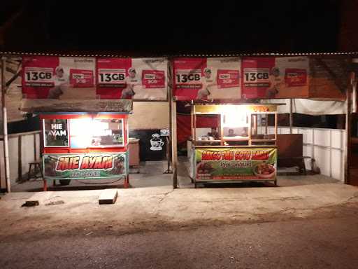 Warung Bakso. Bapak Danuri 5