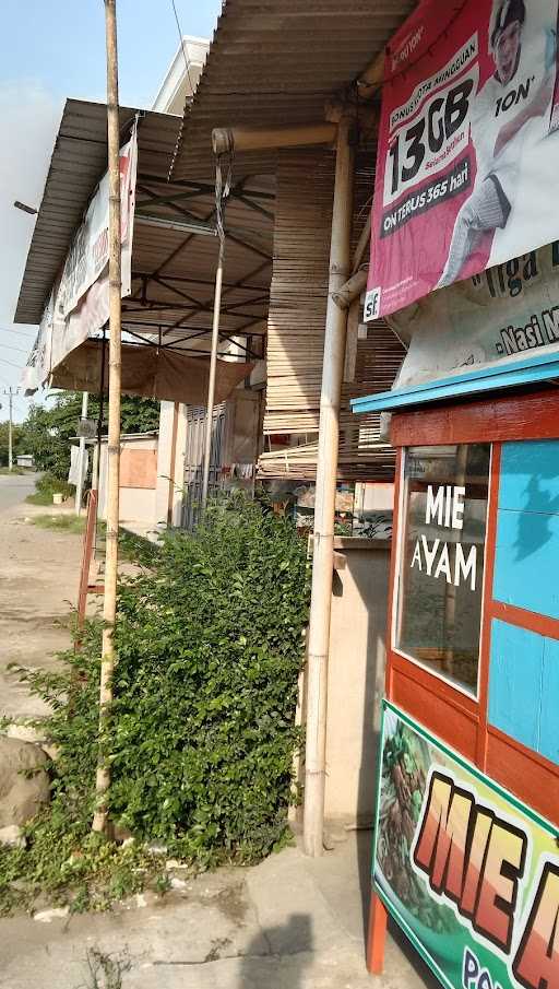 Warung Bakso. Bapak Danuri 1