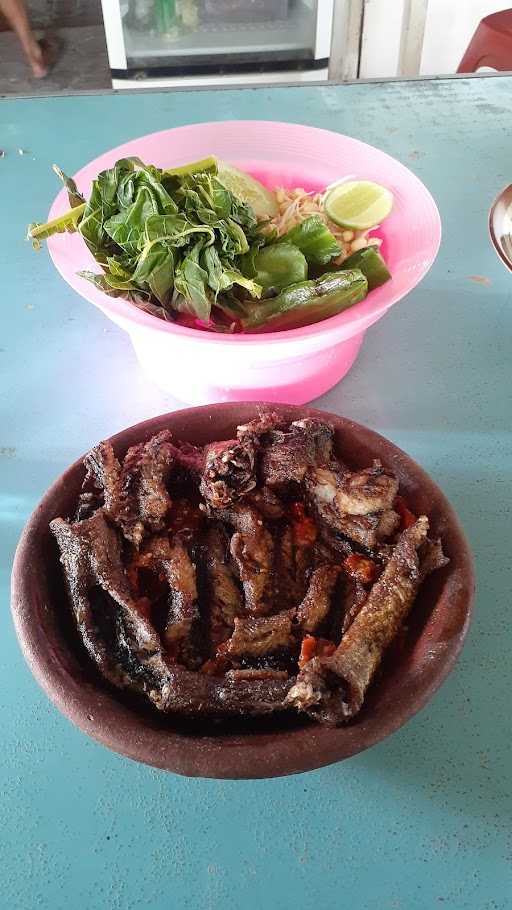 Warung Pecak Belut Mak Beng 7