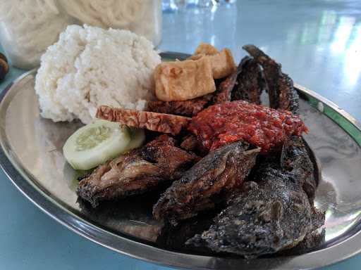 Rumah Makan Bima 6