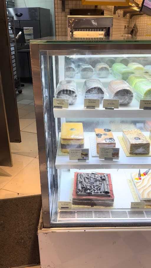 Mako Cake & Bakery - Mall Alam Sutera 8