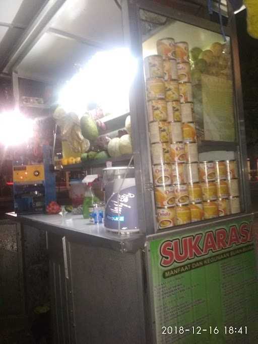 Jus Dan Sop Buah Sukarasa 3