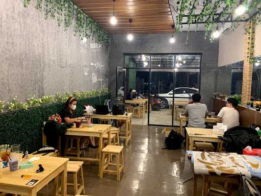 Edisi Kopi | Coffee & Eatery 4