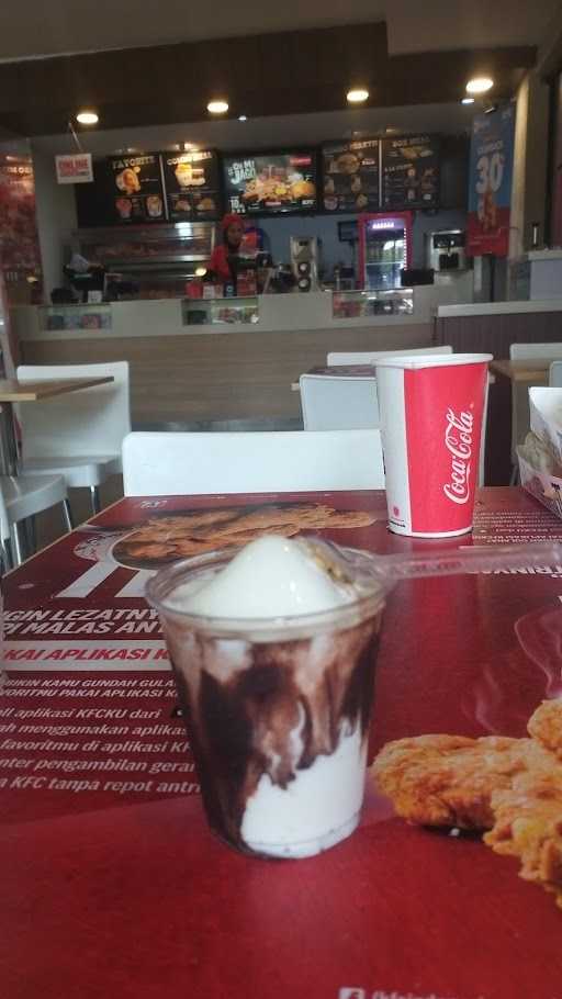 KFC - Rest Area KM 14B Jakarta - Tangerang 7