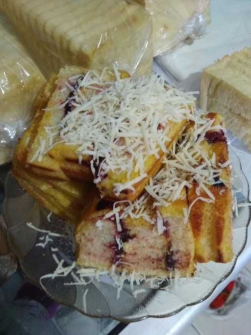 Roti Bakar Teh Lily 9