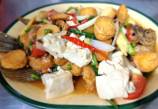 Hasan Chinese Food Medan Halal 4
