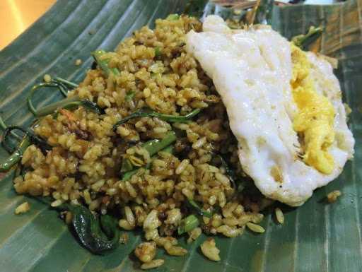 Nasi Goreng Muncul Malam 1