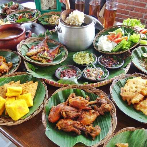 Nasi Liwet Emak Iim 2