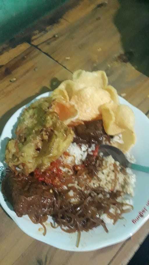 Nasi Uduk Prapatan Gondrong Ibu Mar 1