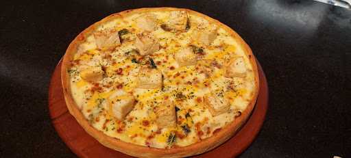 Pizza Hut Restoran 2