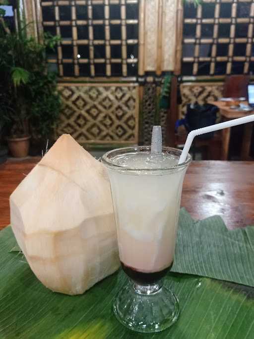 Resto Bilik Bambu 1