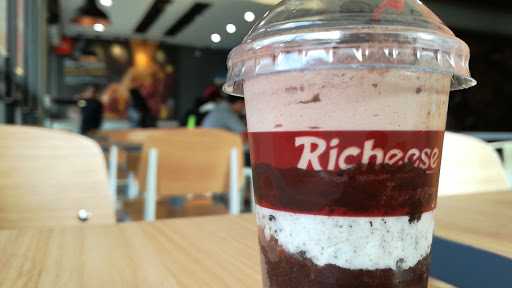 Richeese Factory Pinang 2