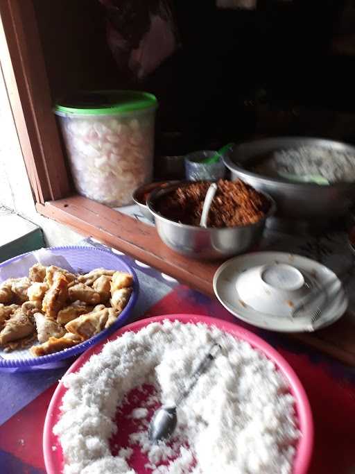 Warung Nasi Uduk Ma Cimah 4