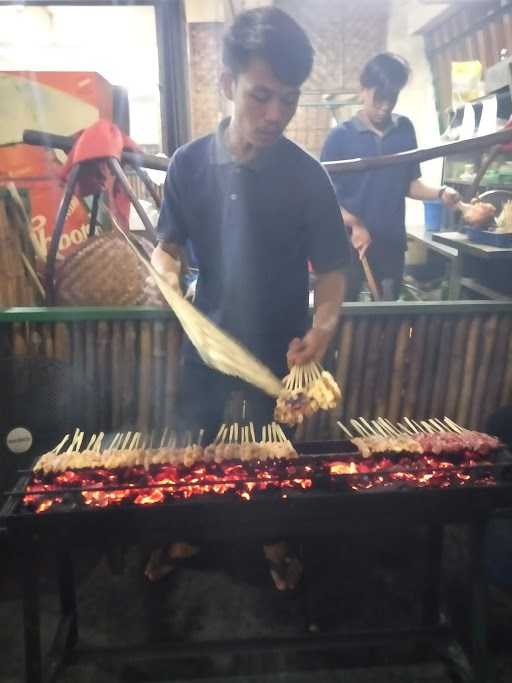 Warung Sate Tongseng Pak Naryo 10