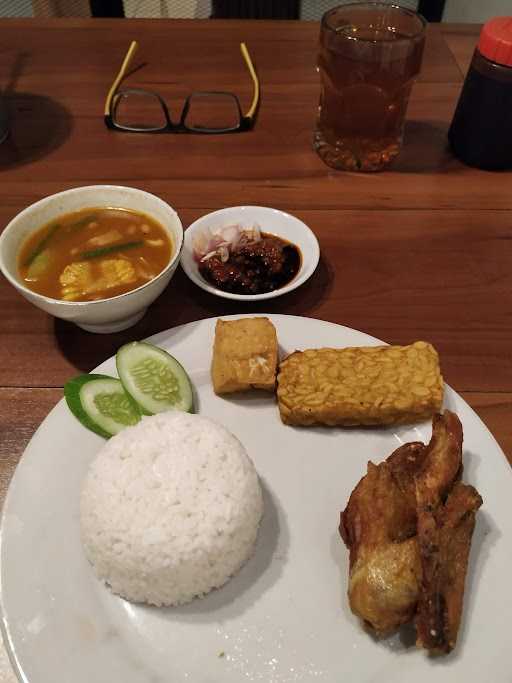 Warung Sutera 6