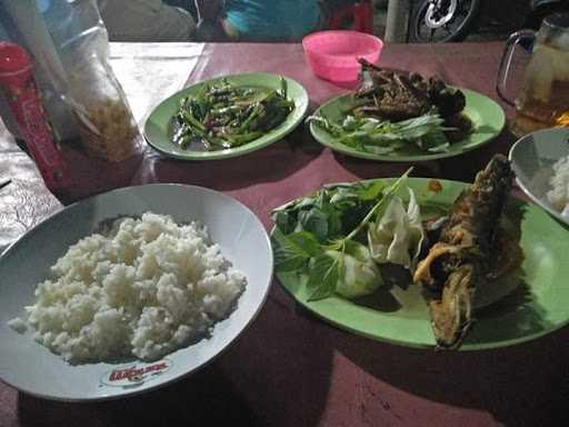 Wijaya Seafood Pecel Lele 6