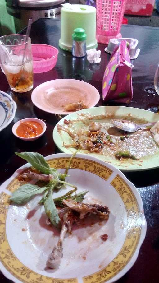 Wijaya Seafood Pecel Lele 4