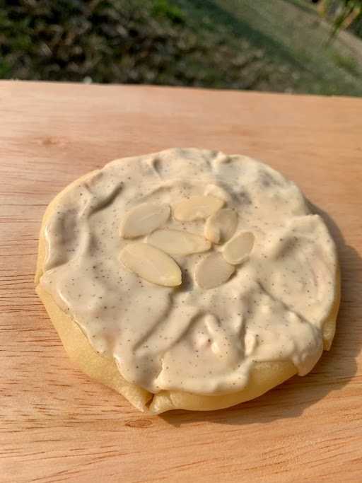 Sacjhi Korean Potato Cheese Bread 1