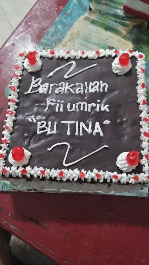 Tari Cake 1