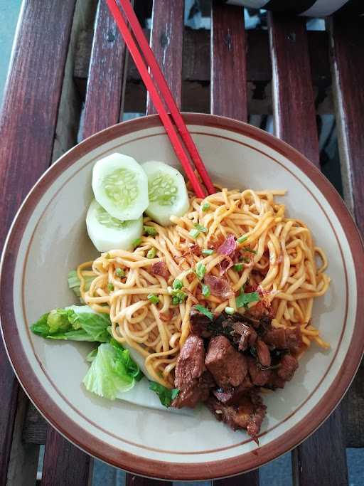 Mie Ayam & Bakso Tan Munggur 7