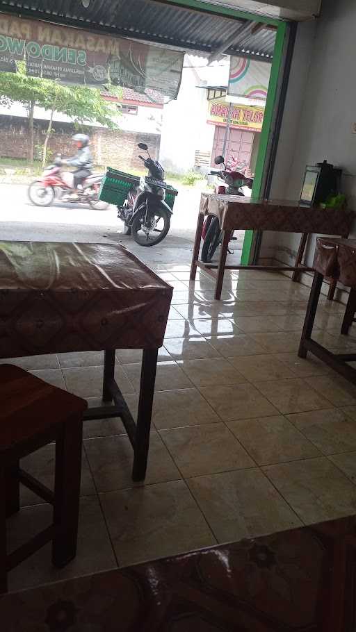 Rumah Makan Padang Sendowo 3