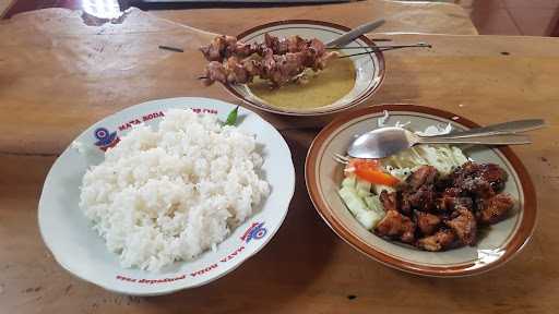 Sate Kambing Mas Ferry( ꧋ꦱꦠꦏꦩꦧꦩꦱꦥꦫꦪ) 3