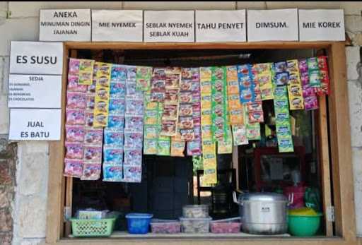 Kedai Mami 10