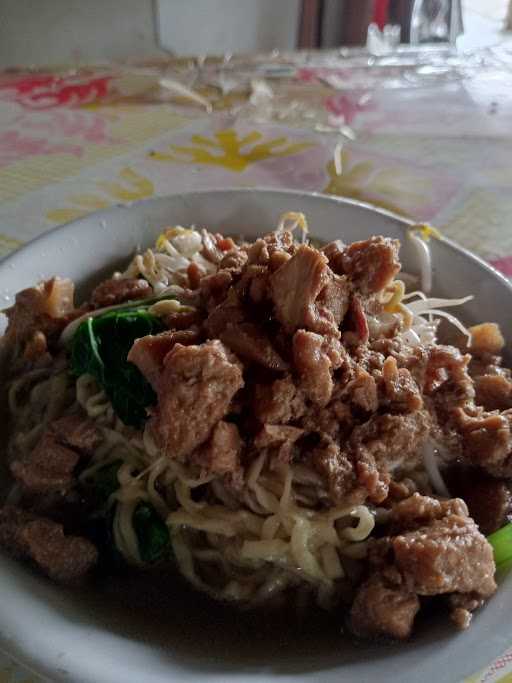 Mie Ayam Pangsit Wonogiri 6