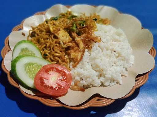 Nasi Goreng Pak Otong 8