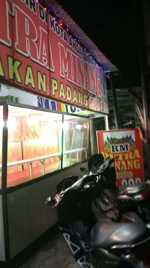 Warung Nasi Padang Putra Minang 4