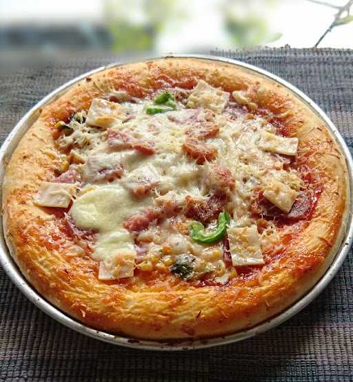 Rumah Pizza Cirebon De Rumpizz 10