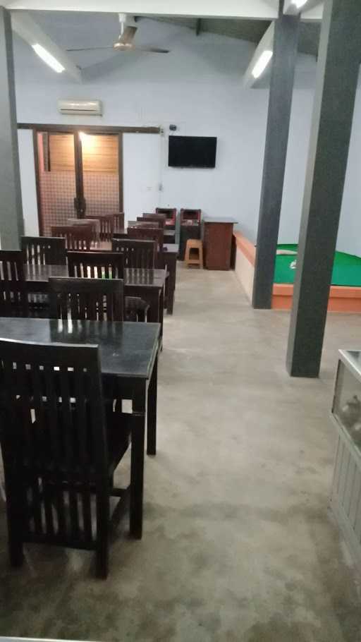 Warung Poci Mawardi Sidoharjo 10