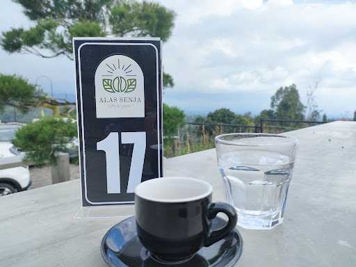 Alas Senja Coffee & Eatery 5