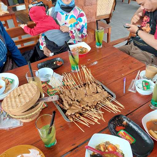 Warung Jamur Ayu 8