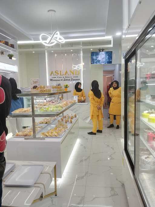 Asland Cake & Bakery 10