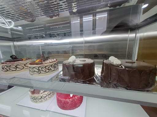 Asland Cake & Bakery 3