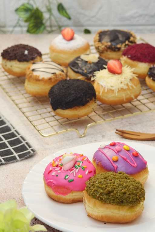 Donat Manisku 2