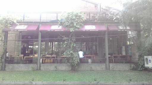 Lot 9 Cafe & Restaurant 10