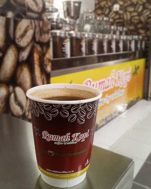 Rumah Kopi By Celebes 4