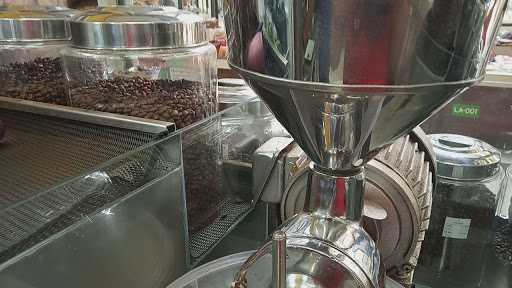 Rumah Kopi By Celebes 8