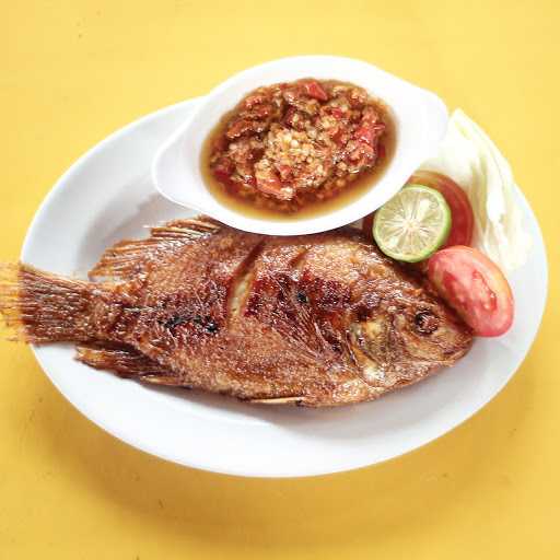 Bebek & Ayam Penyet Taplak Kuning 5