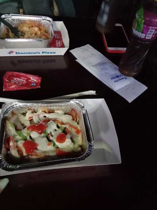 Domino'S Pizza 10